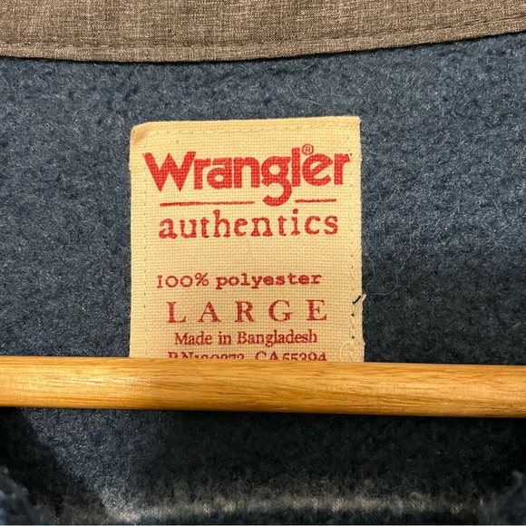 Wrangler Authentic Mens Long Sleeve Blue White Striped Flannel Button Up L - Picture 4 of 12